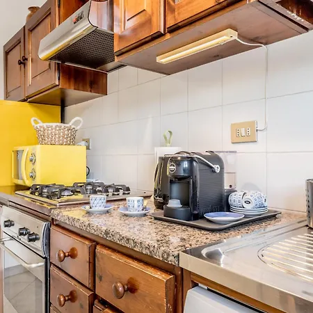 Apartment Emanuele House - Basilica Di San Giovanni By Ghor Rome