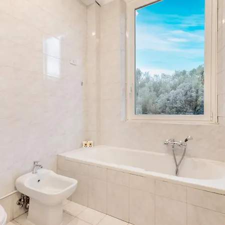 Emanuele House By Ghor רומא