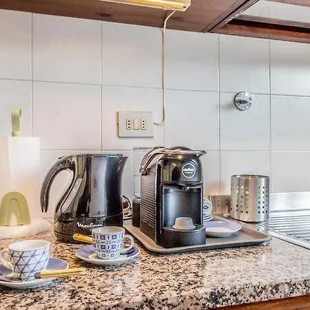 Emanuele House By Ghor רומא